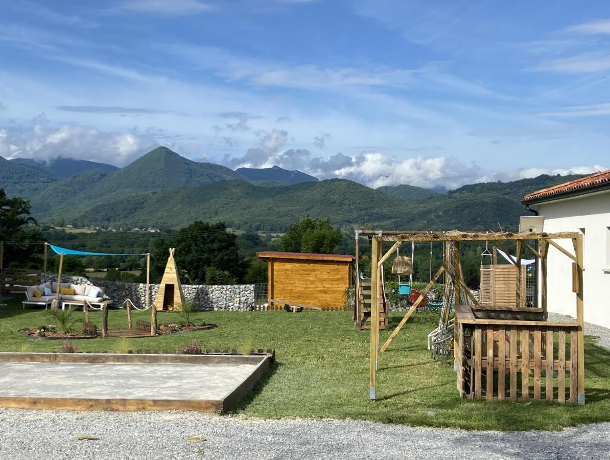 Villa Jacuzzi, Terrain De Petanque Et Aire De Jeux Vue Sur Les Pyrenees Seilhan Exterior photo
